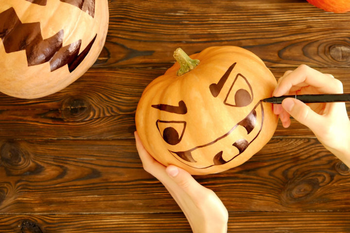 Atelier peinture sur le thème : « Fêtons Halloween »