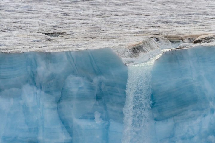 Réunion poésie sur le thème : Quoi penser de la fonte des glaces et de la pollution ?